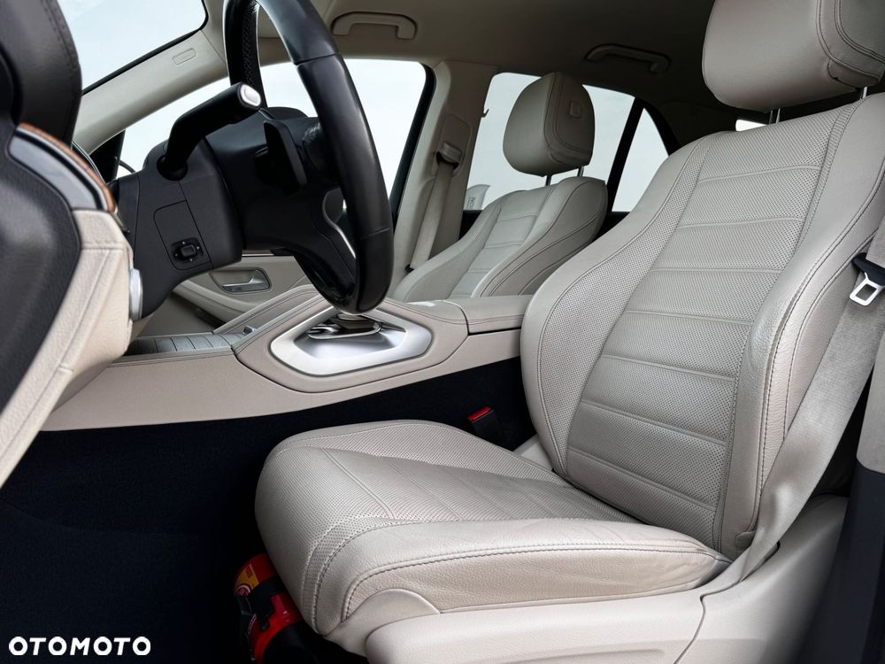 Mercedes-Benz GLE - 15