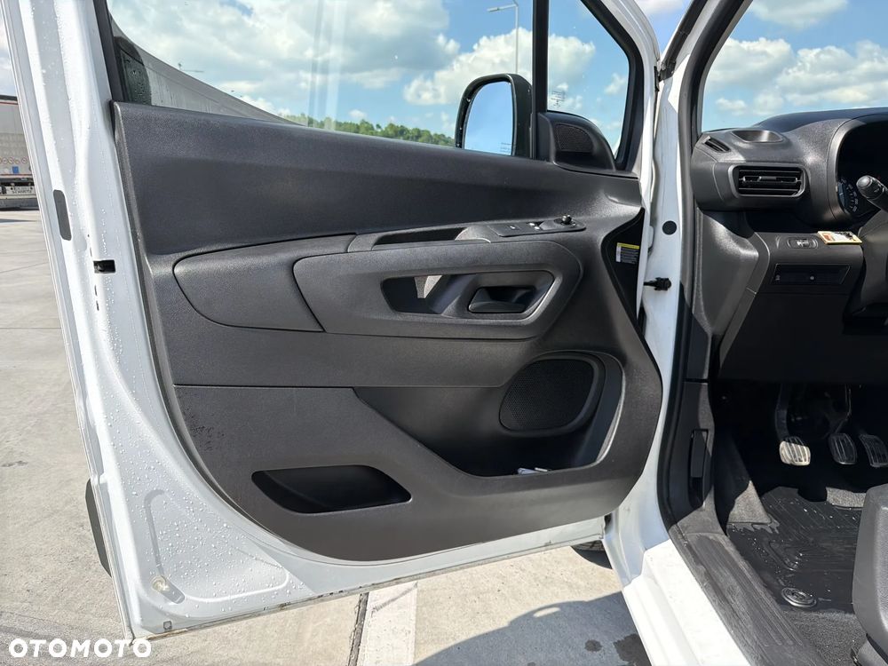 Toyota Proace City - 11