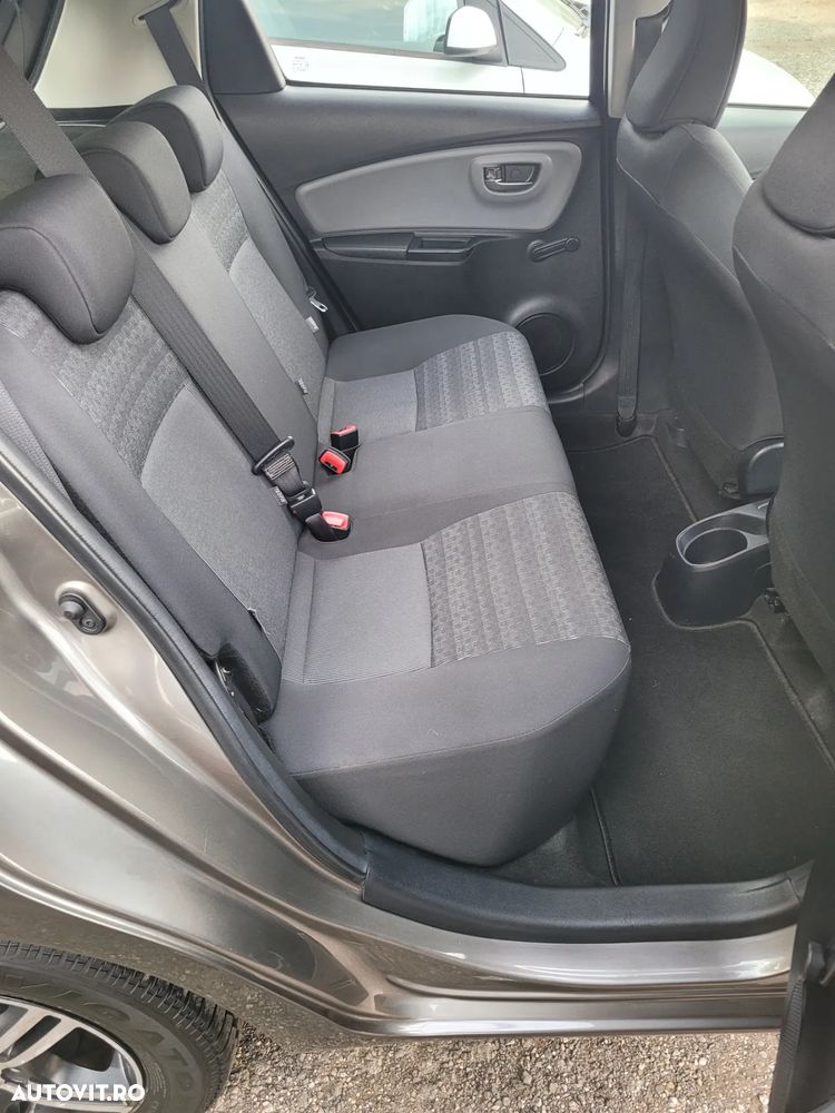 Toyota Yaris 1.0 VVT-i Edition - 9