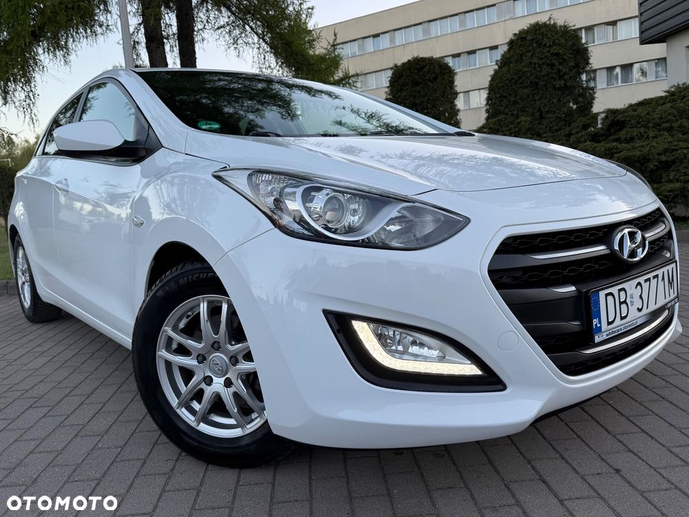 Hyundai i30 blue 1.4 Style - 19