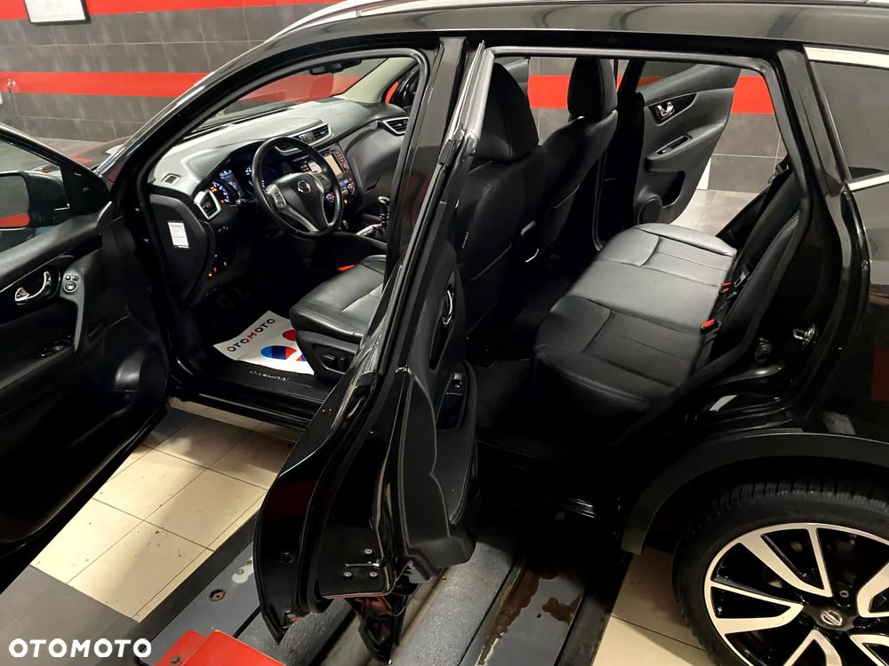 Nissan Qashqai 1.6 DIG-T Tekna+ - 17
