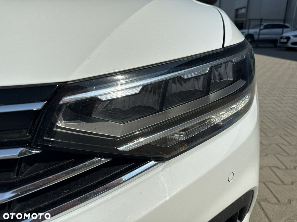 Volkswagen Passat 1.5 TSI EVO Business DSG - 9
