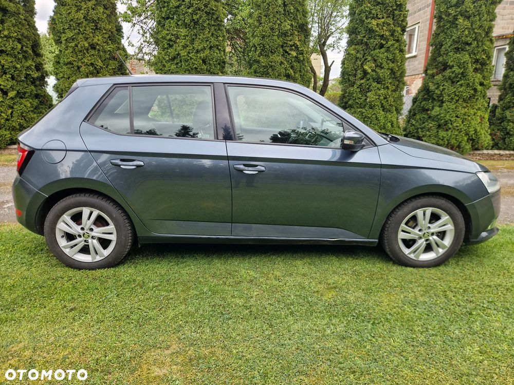 Skoda Fabia - 4