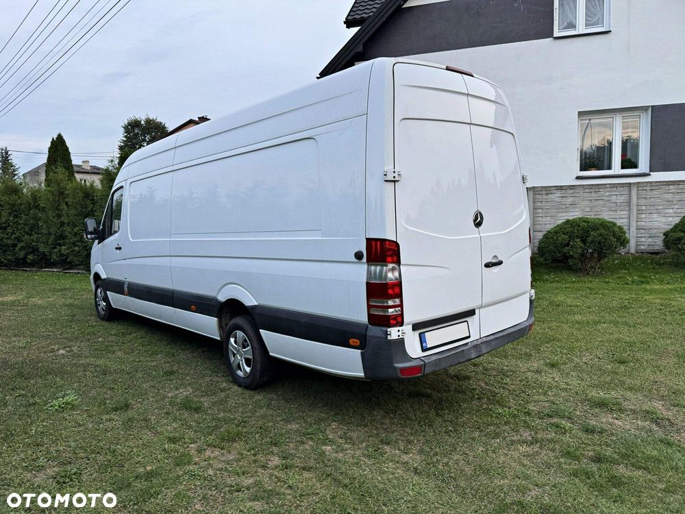 Mercedes-Benz Sprinter - 3