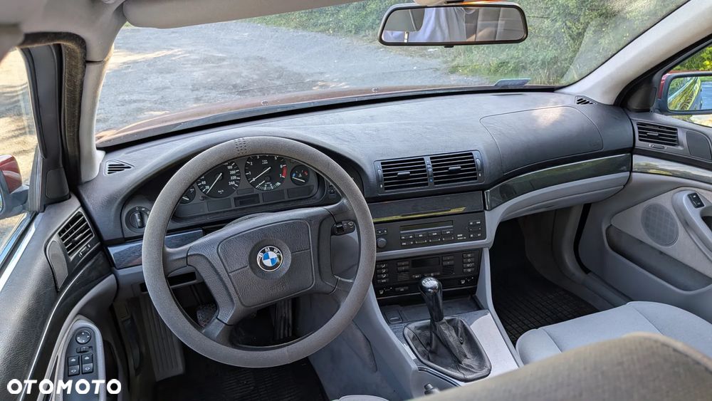 BMW Seria 5 - 21