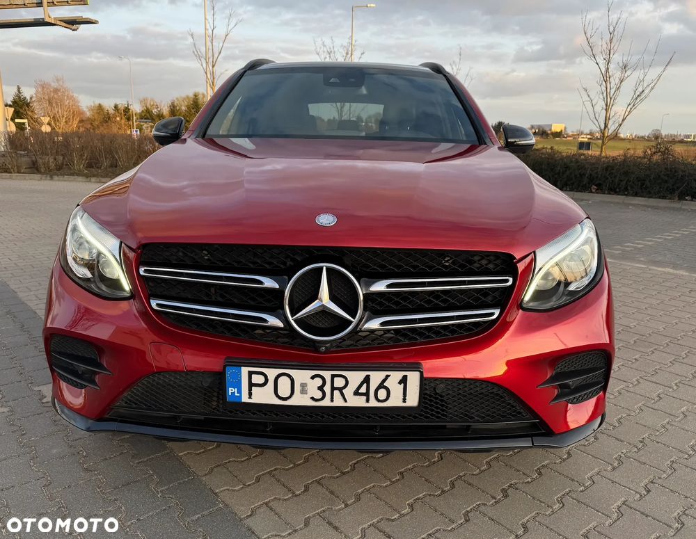 Mercedes-Benz GLC - 12