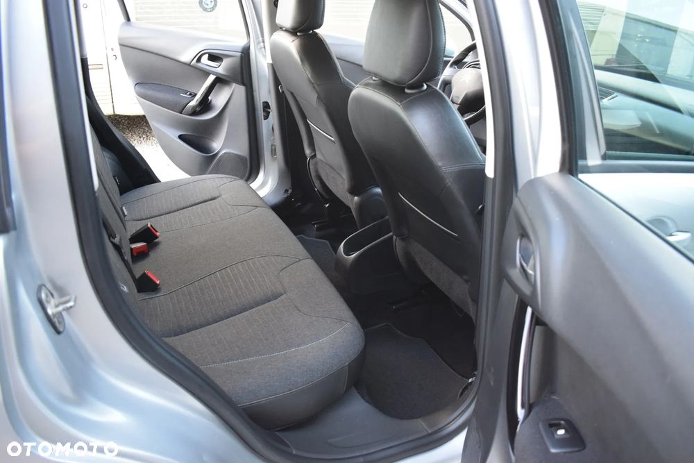 Citroën C3 Pure e-Tech VTi 82 ETG Tendance - 10