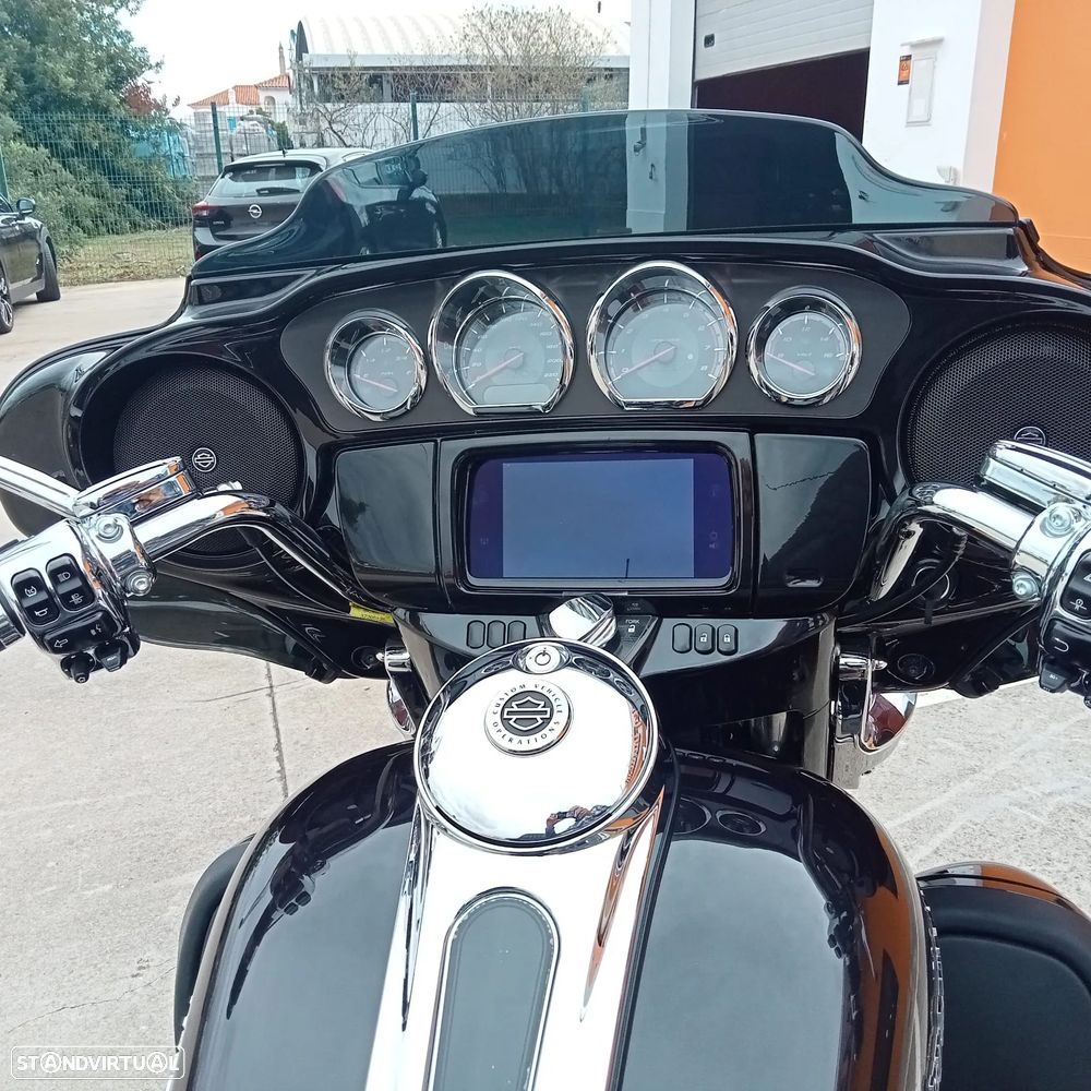 Harley-Davidson Tour CVO - 5