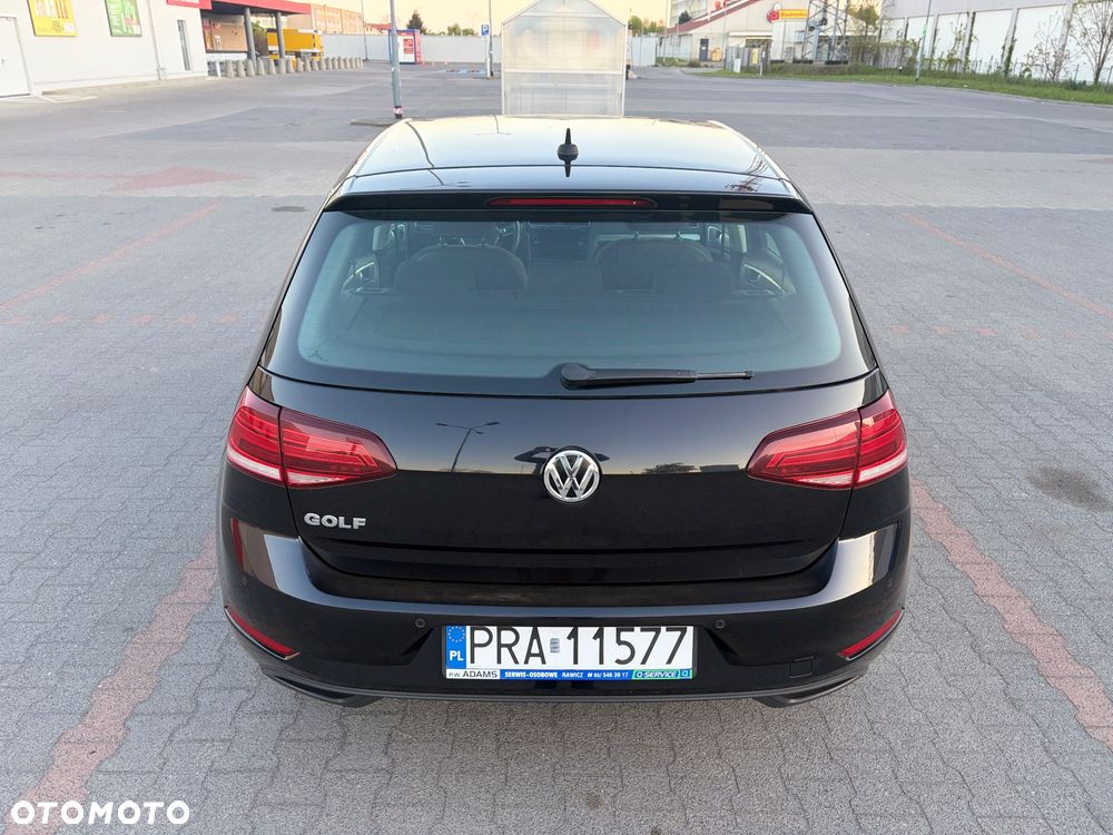 Volkswagen Golf 1.6 TDI (BlueMotion Technology) Trendline - 11