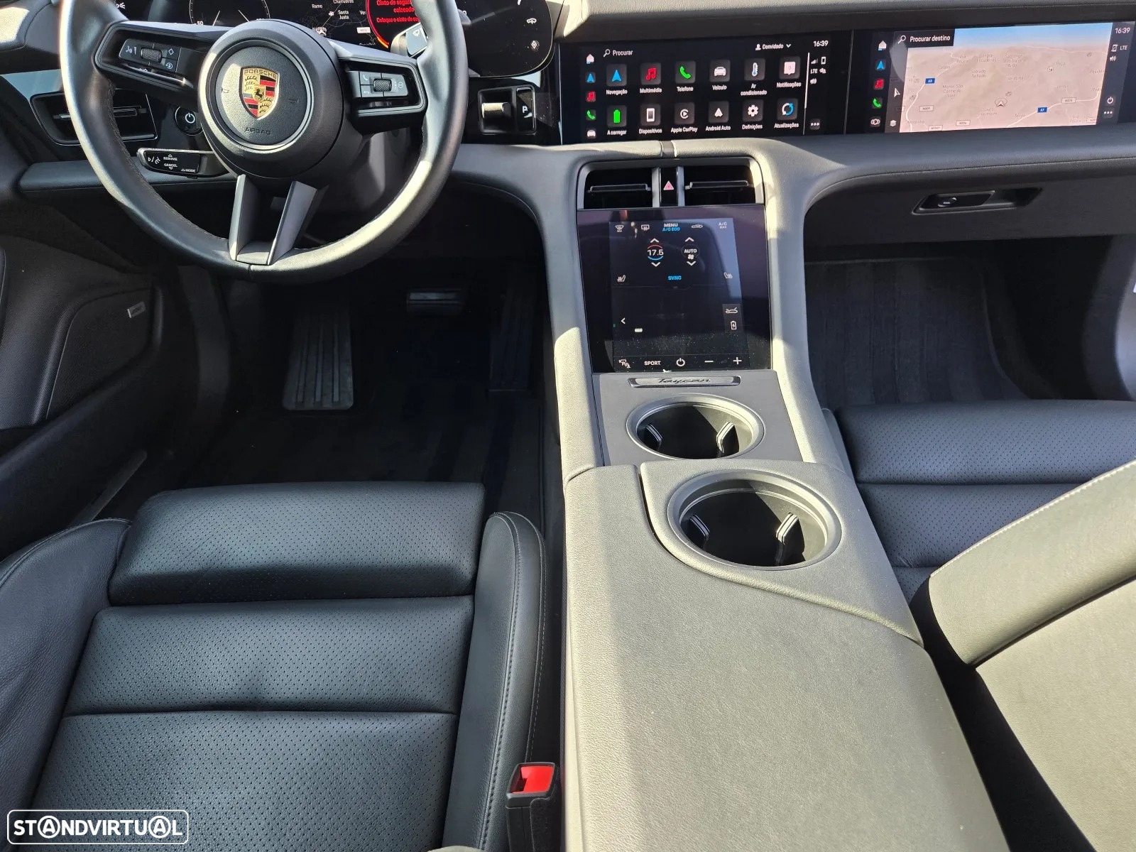 Porsche Taycan 4S - 43