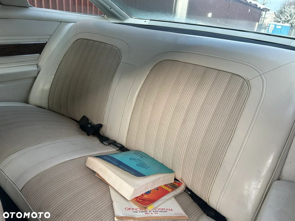 Oldsmobile Cutlass - 16