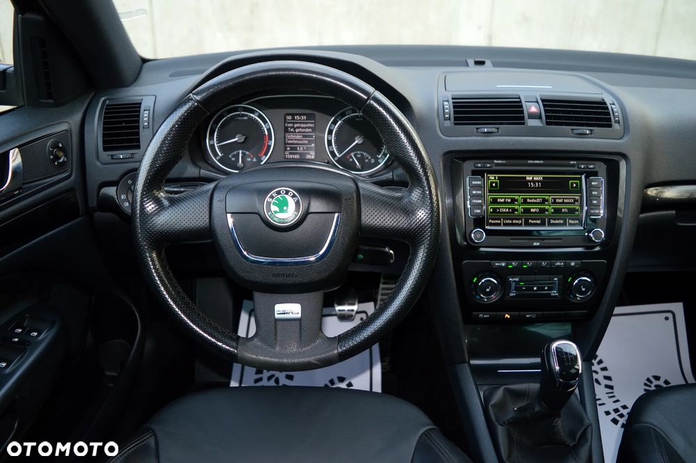 Skoda Octavia 2.0 TSI RS - 15