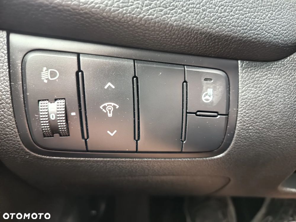 Kia Ceed 1.4 CVVT Dream-Team Edition - 26
