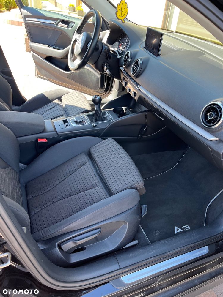 Audi A3 Sportback 2.0 TDI clean diesel Ambiente - 12