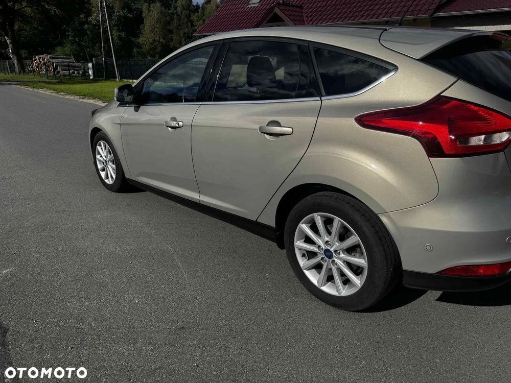 Ford Focus 1.0 EcoBoost Active - 5
