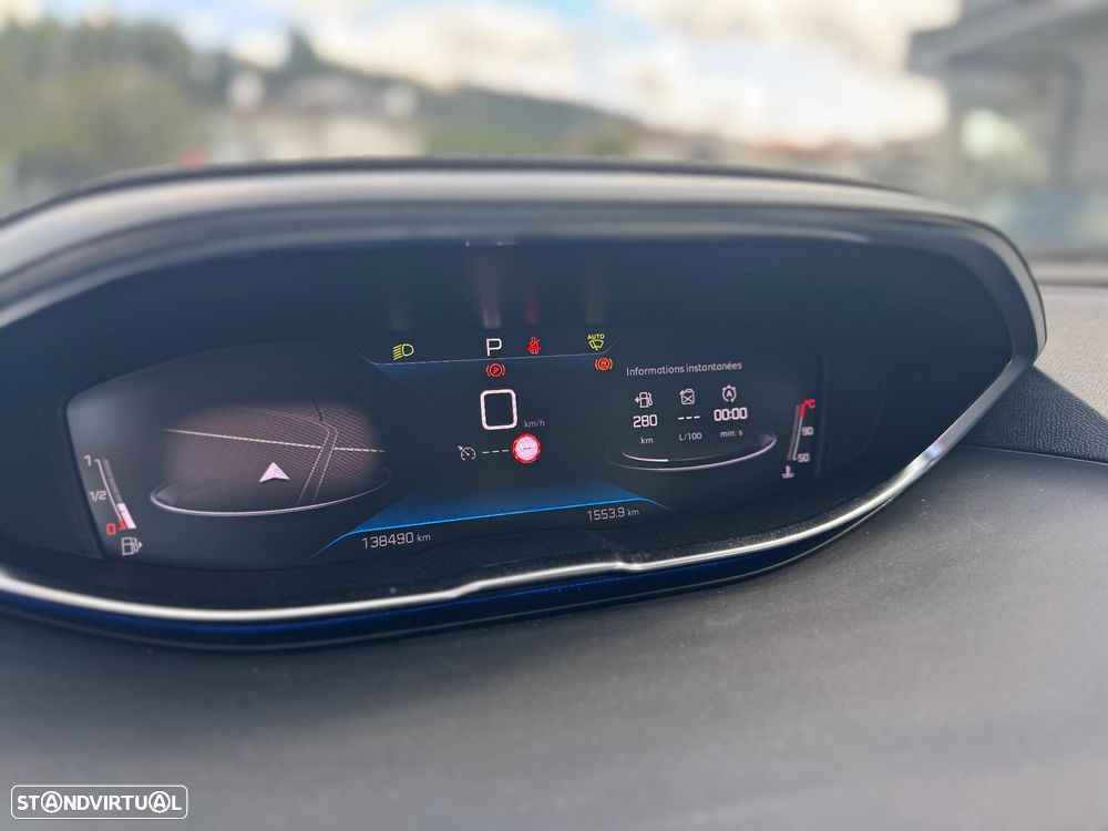 Peugeot 3008 1.5 BlueHDi Allure Pack EAT8 - 7