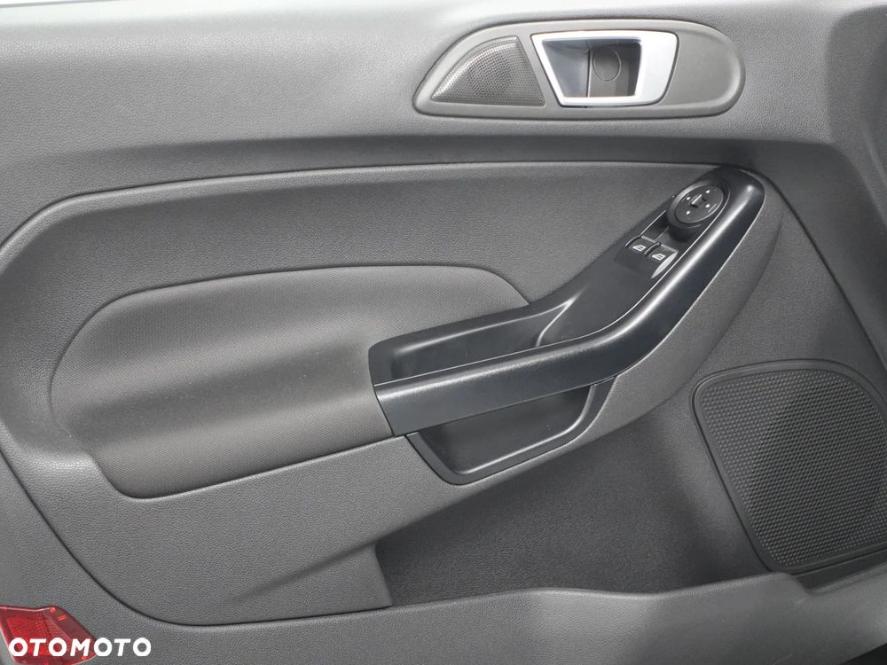 Ford Fiesta - 17