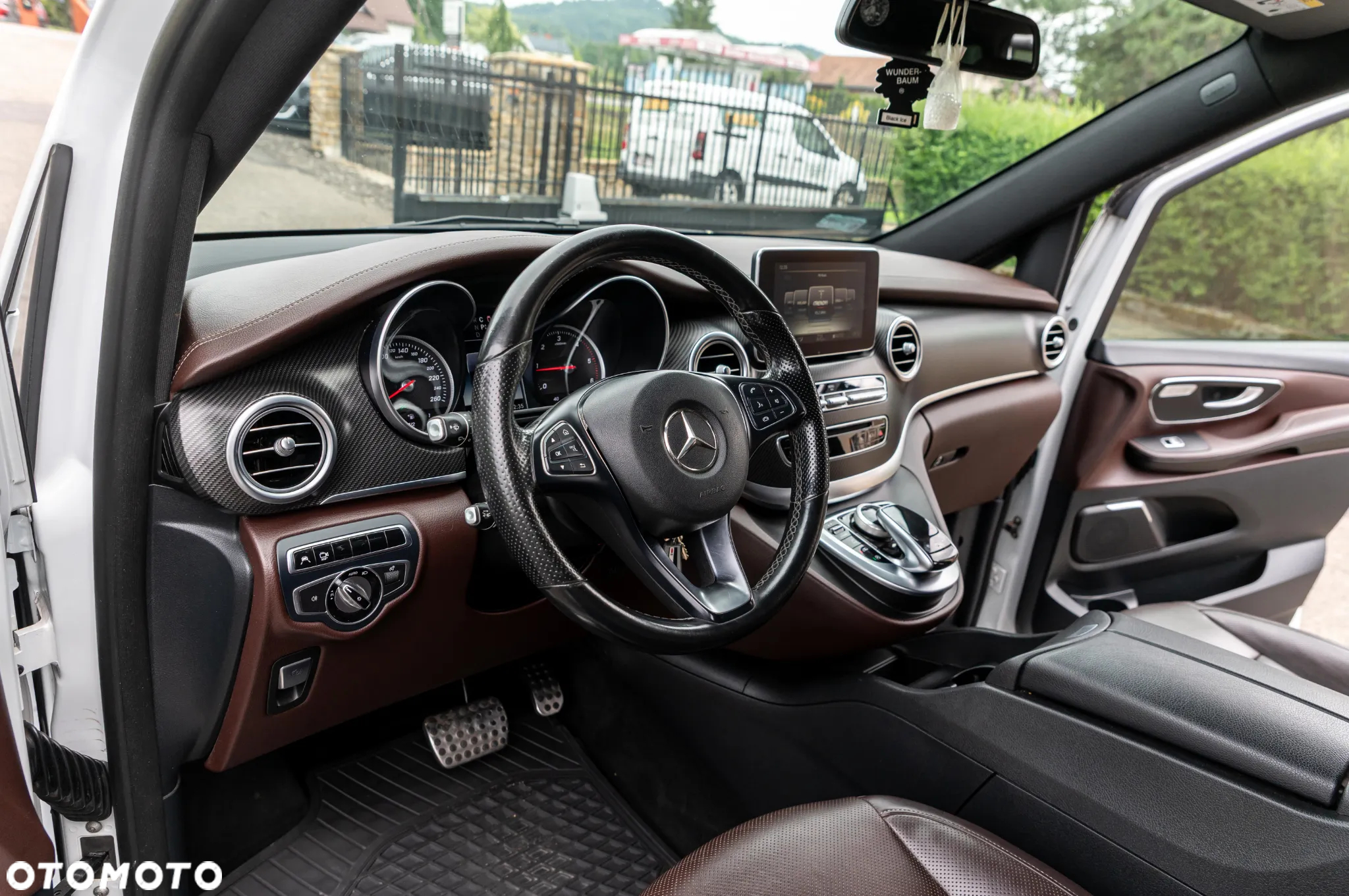 Mercedes-Benz Klasa V 250 (BlueTEC) d Avantgarde 7G-Tronic (ekstra d³) - 32