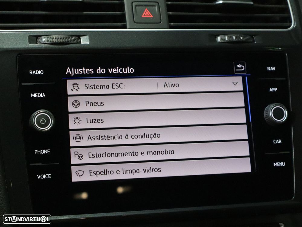 VW Golf Variant 1.6 TDi Confortline - 13