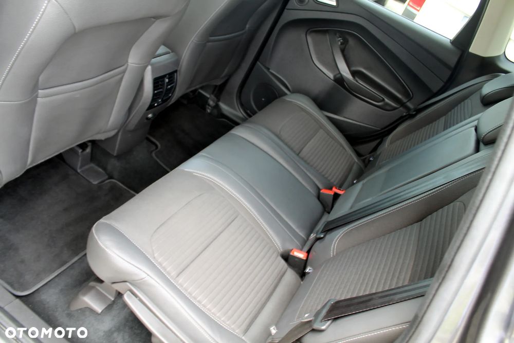 Ford Kuga 2.0 TDCi 4WD Titanium Plus - 14