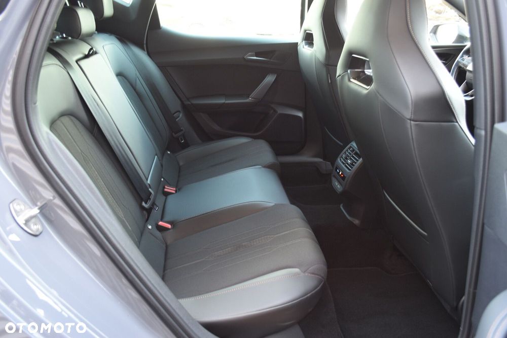 Cupra Leon 2.0 TSI DSG - 34