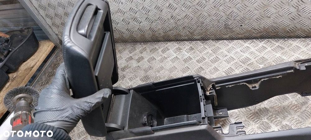 PODŁOKIETNIK + TUNEL ACCORD VIII ANGLIK KRATKA NAWIEWU TUNELU - 2