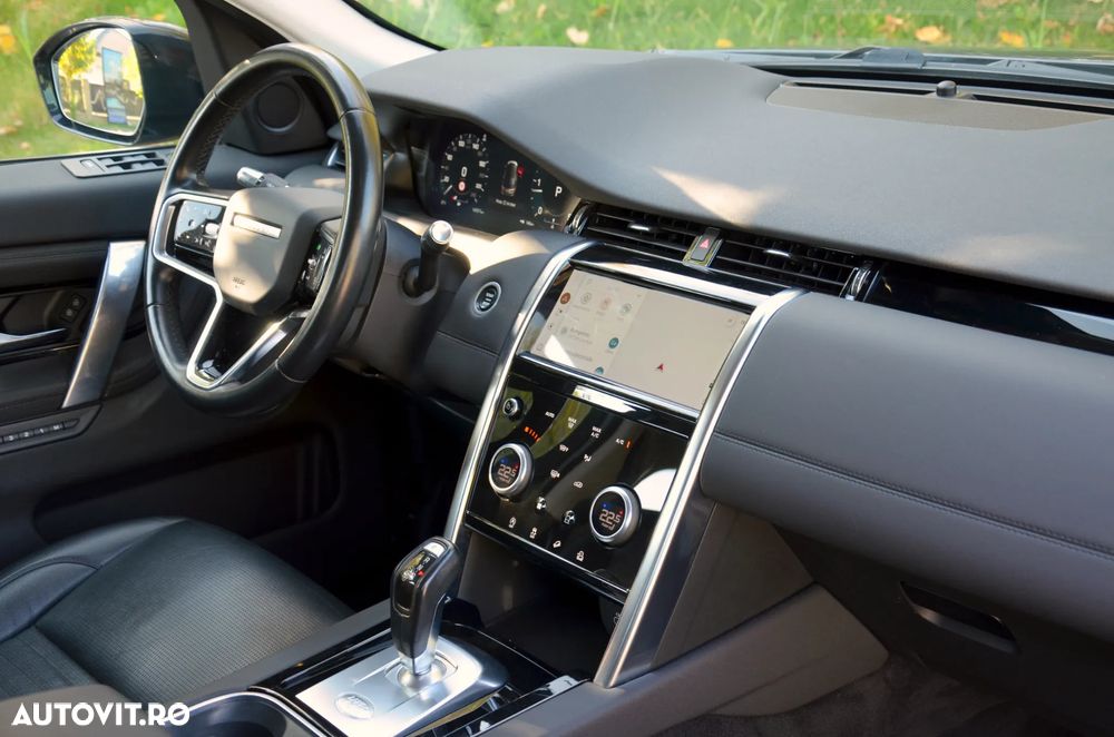 Land Rover Discovery Sport 2.0 D165 MHEV SE - 17