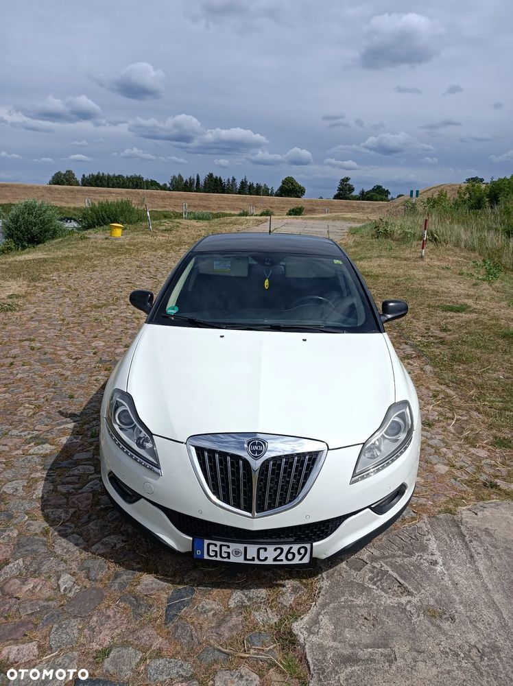 Lancia Delta 1.4 T-Jet 16v Oro - 10