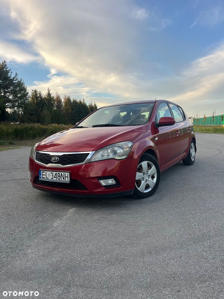 Kia Ceed 1.6 Crdi M - 1