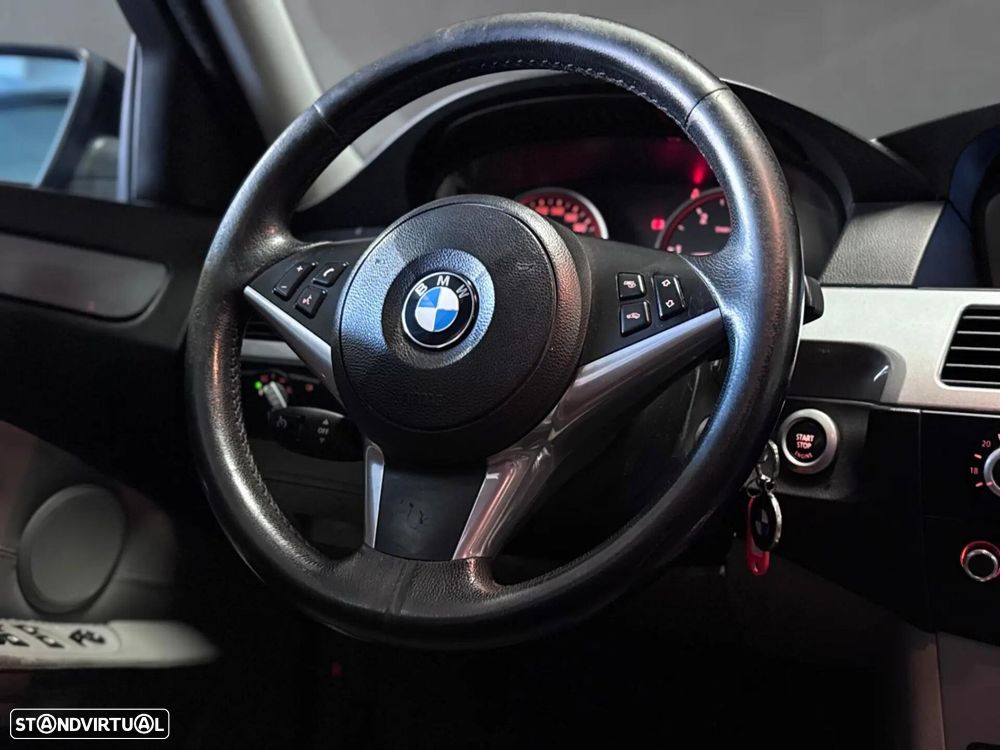 BMW 520 dA Sport - 16