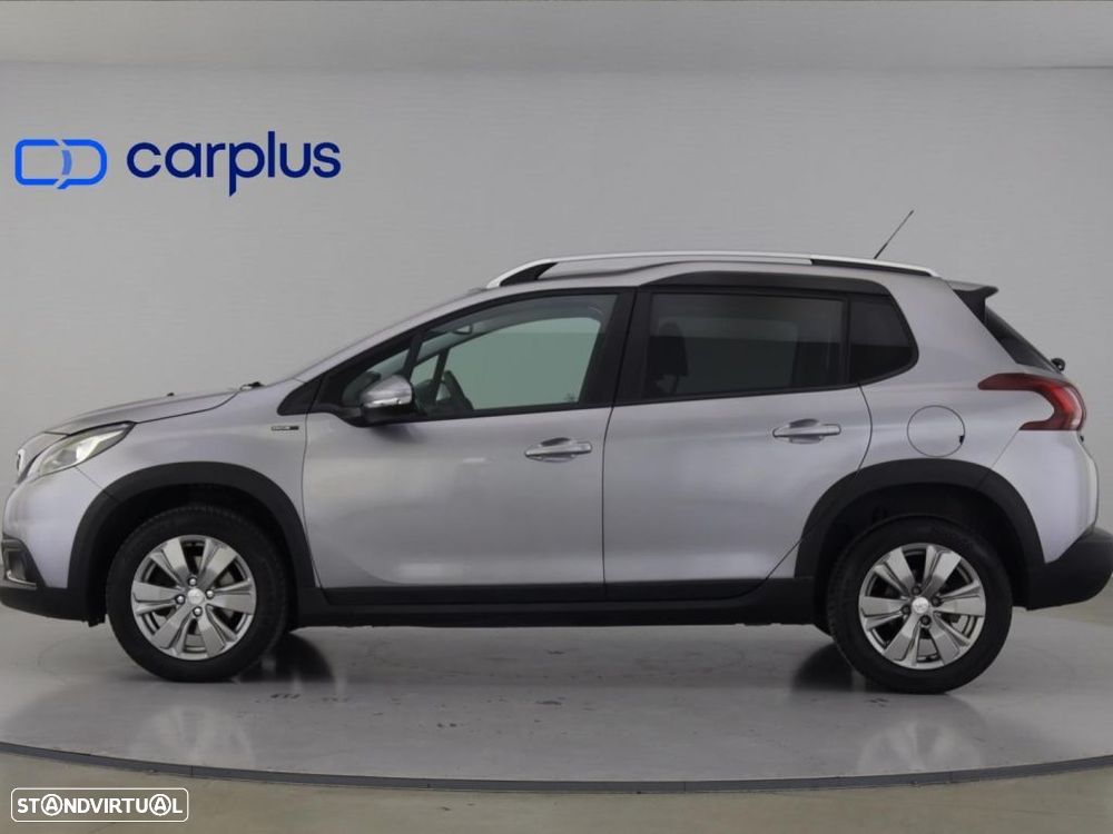 Peugeot 2008 1.2 PureTech Signature — fotografia 4