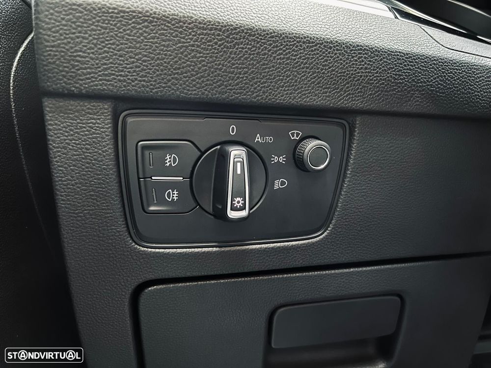 VW Passat 2.0 TDI Highline DSG - 27