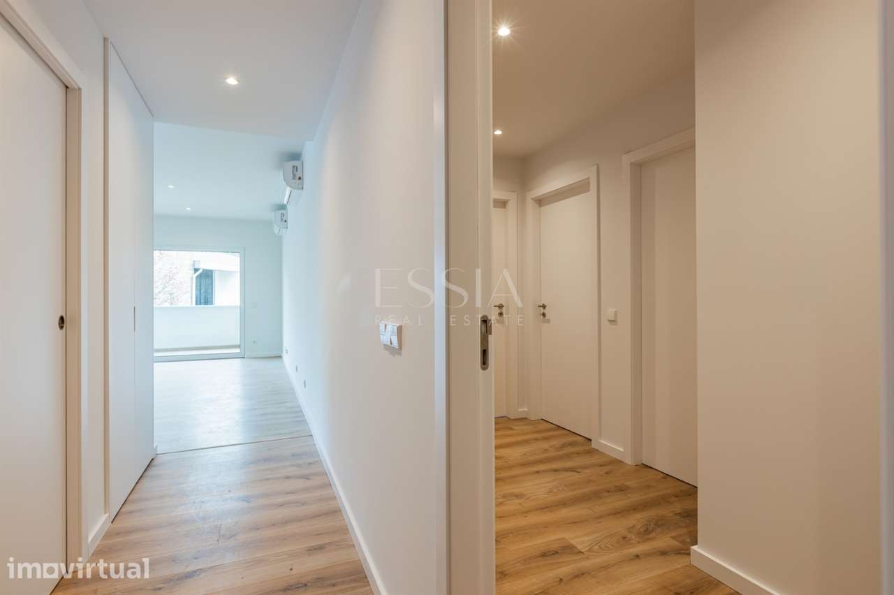 Apartamento T2 com Terraço em Ramalde, Porto - Grande imagem: 2/19