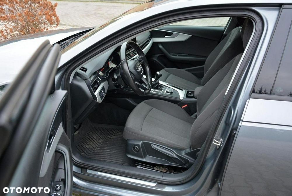 Audi A4 Avant 2.0 TDI DPF Ambiente - 20