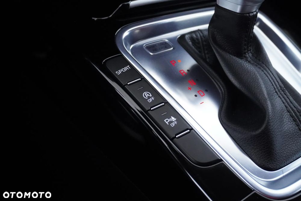 Kia Ceed 1.4 T-GDI L Business Line DCT - 21