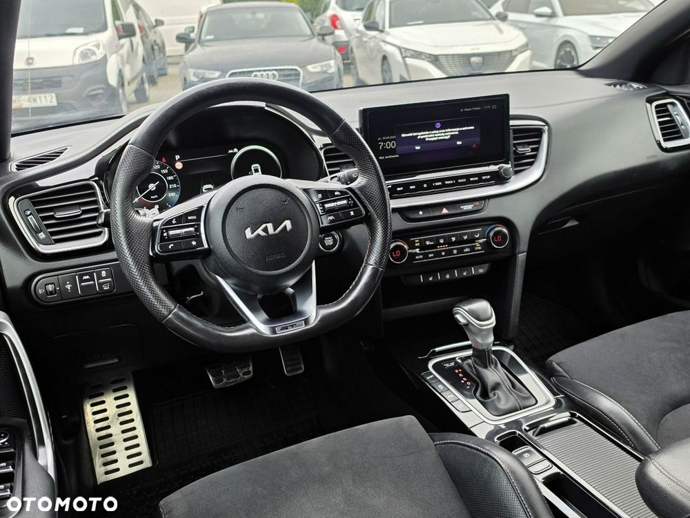 Kia ProCeed - 9