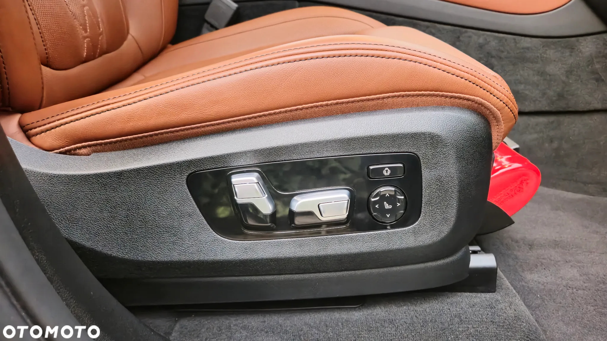 BMW X5 M M50i - 19