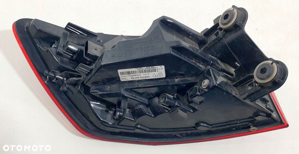 Audi A4 B9 Lampa Tył Prawa 8W9945092AA - 2