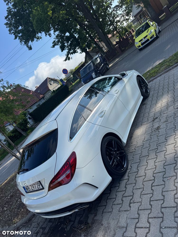 Mercedes-Benz CLA 200 7G-DCT AMG Line - 4