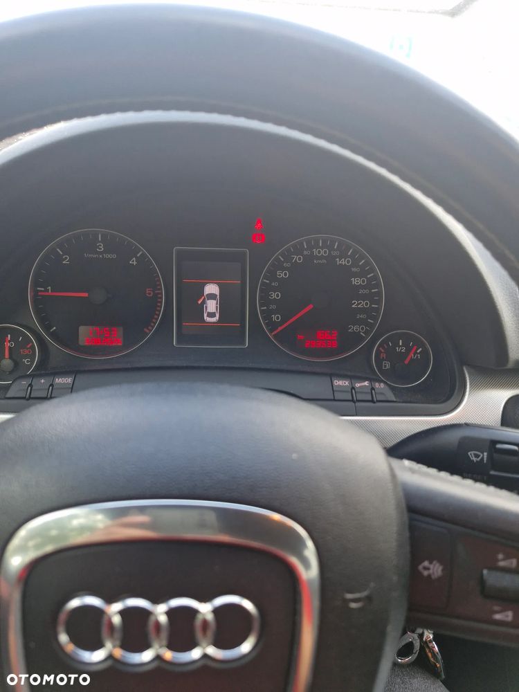 Audi A4 Avant - 8