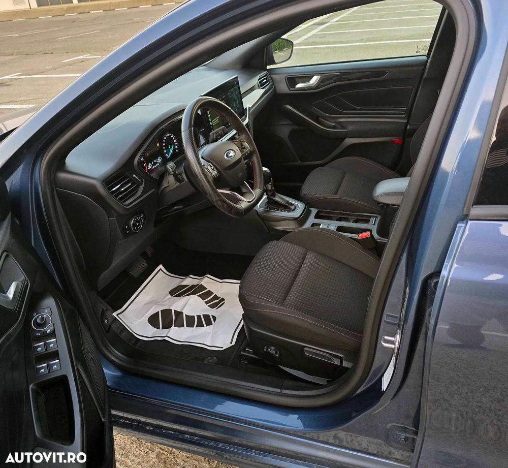 Ford Focus 1.0 EcoBoost ST-Line - 12