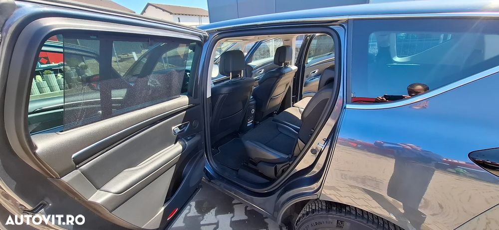Renault Espace BLUE dCi 160 EDC BUSINESS EDITION - 8