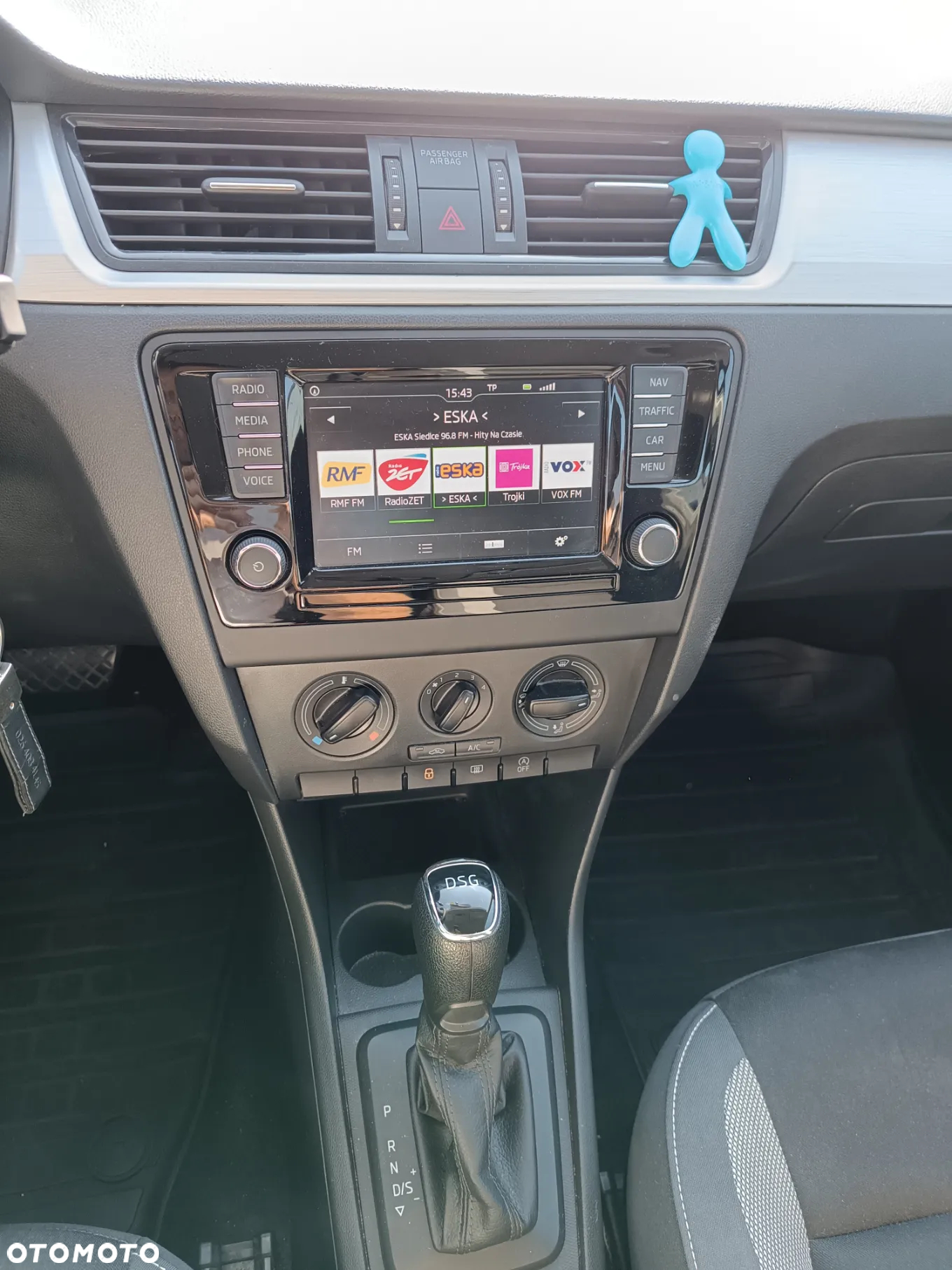 Skoda RAPID 1.4 TSI Ambition DSG - 8