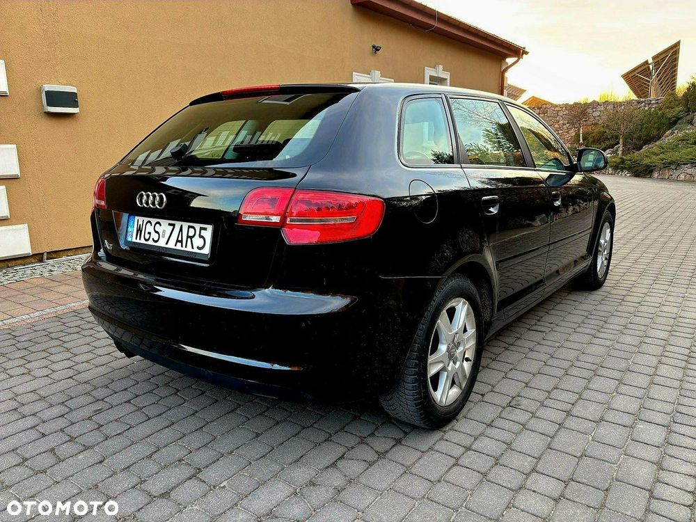 Audi A3 Sportback - 4
