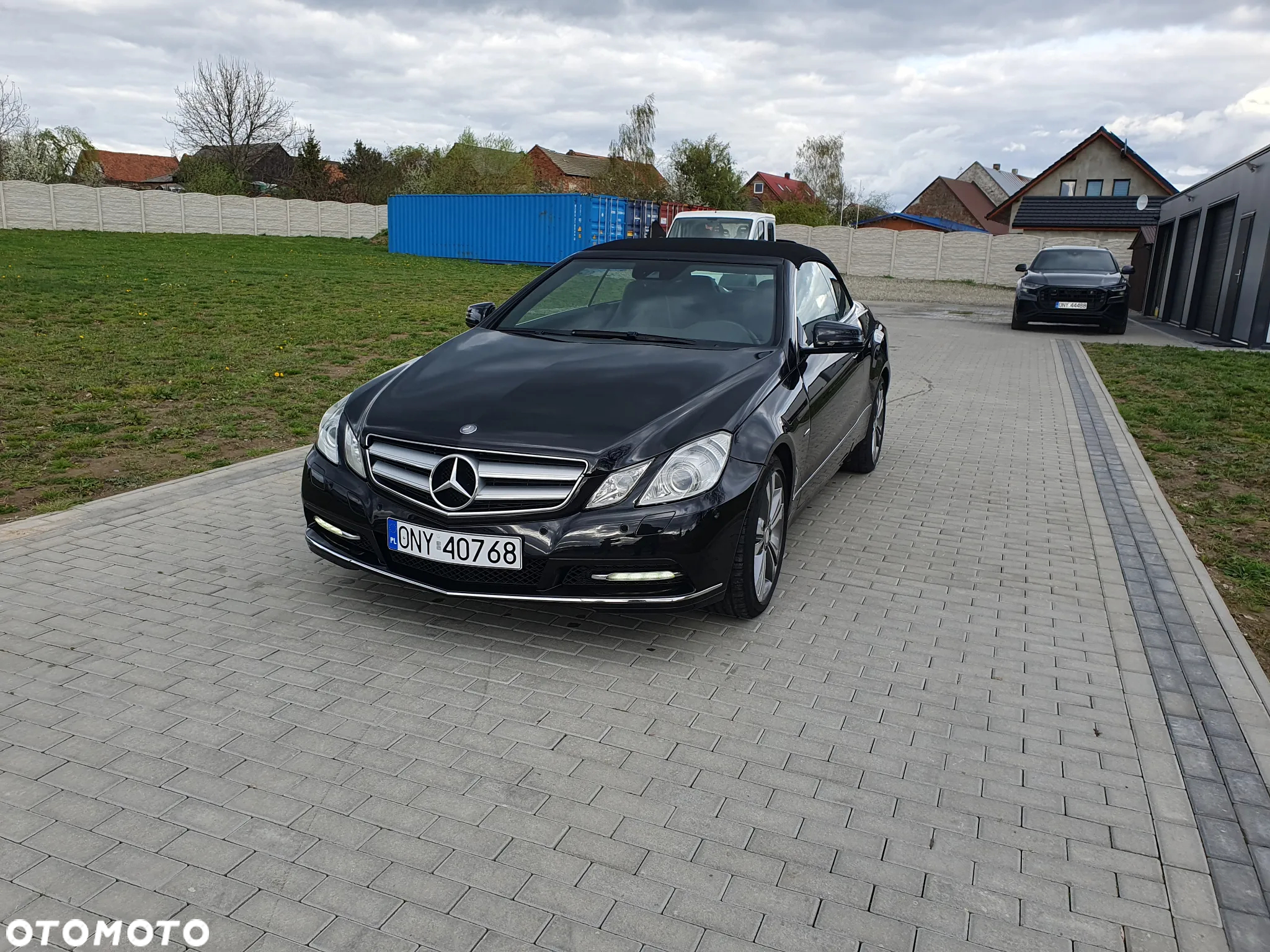 Mercedes-Benz Klasa E 200 Cabrio BlueEFFICIENCY 7G-TRONIC Avantgarde - 35