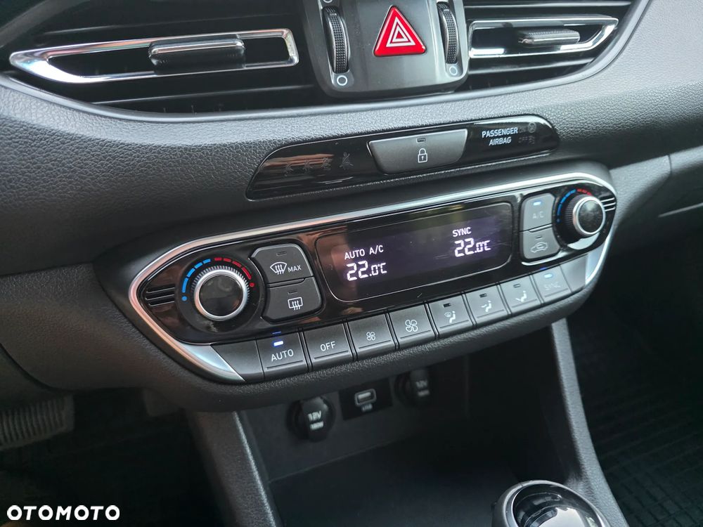 Hyundai i30 - 16