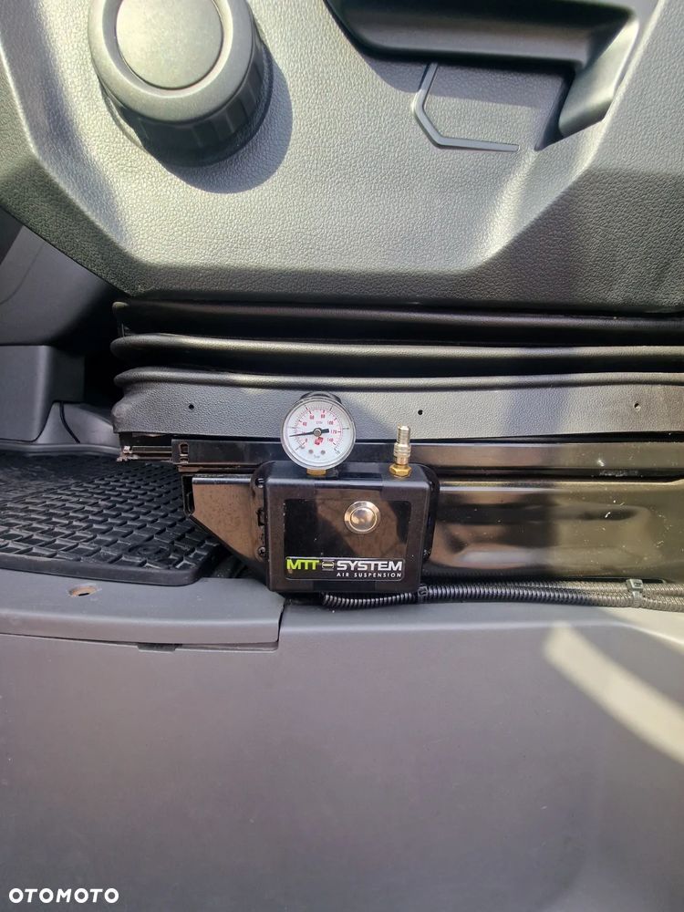 Volkswagen Crafter - 12