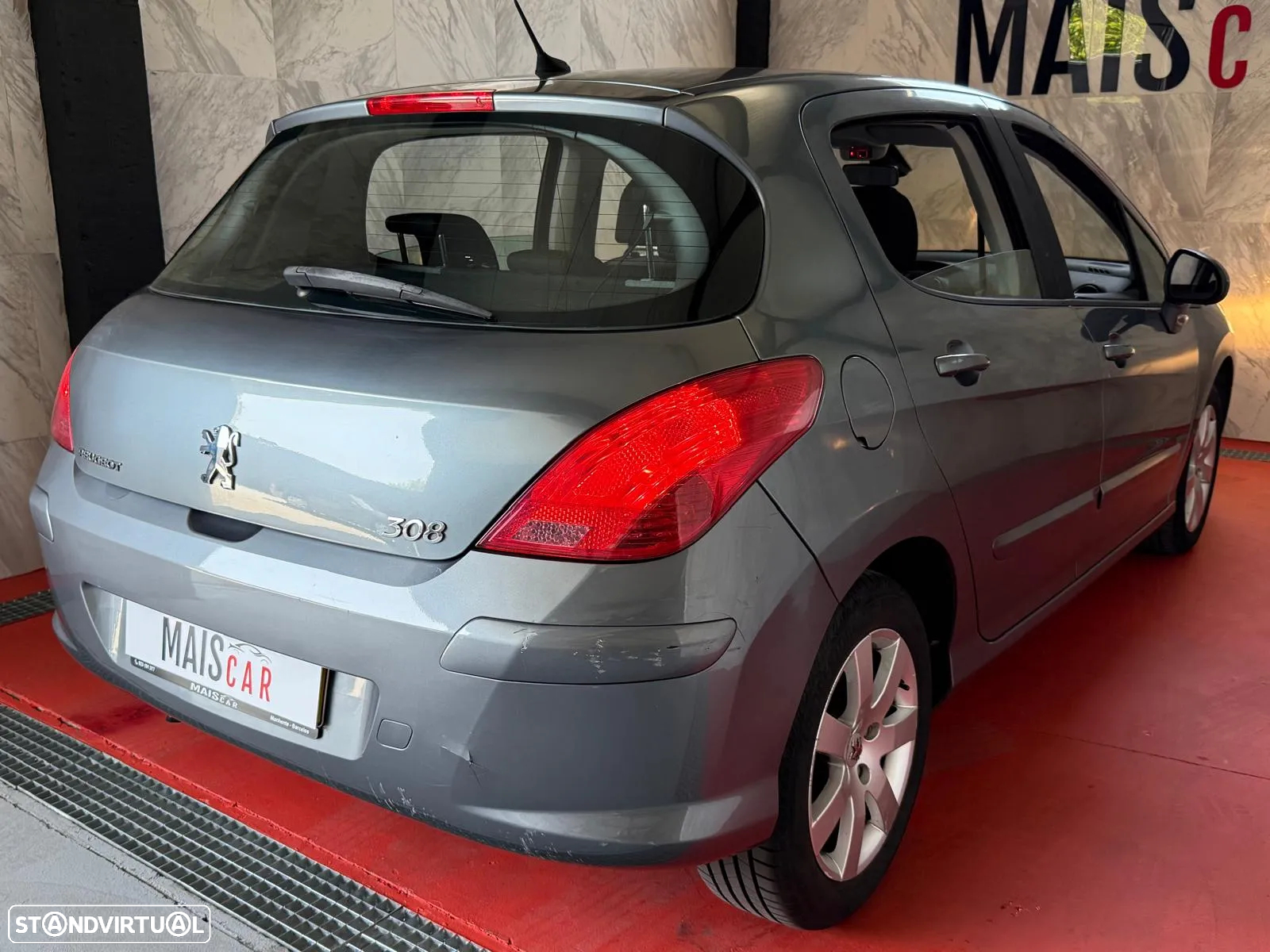 Peugeot 308 1.4 16V Executive - 7