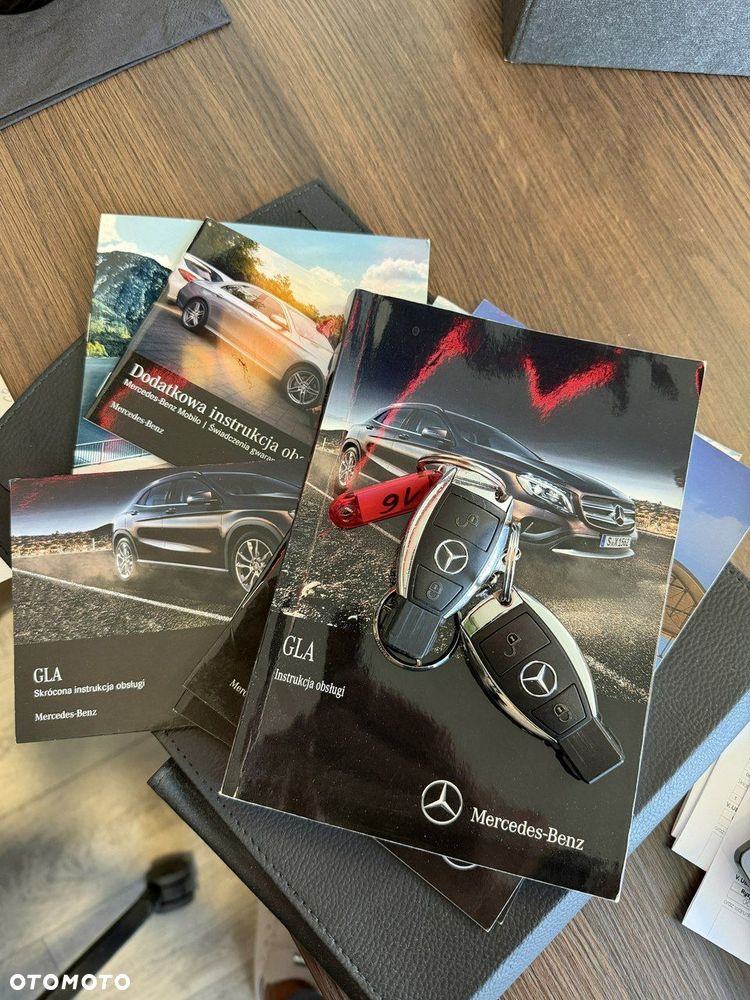 Mercedes-Benz GLA 200 7G-DCT Style - 34