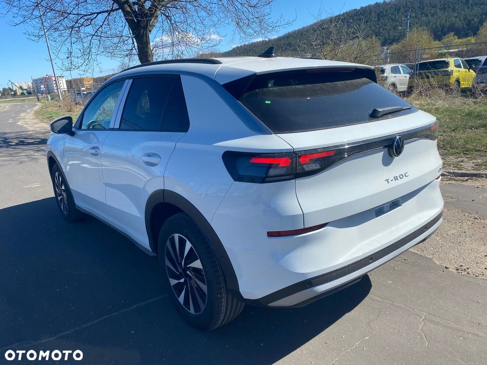 Volkswagen T-Roc 1.5 eTSI Life DSG - 8